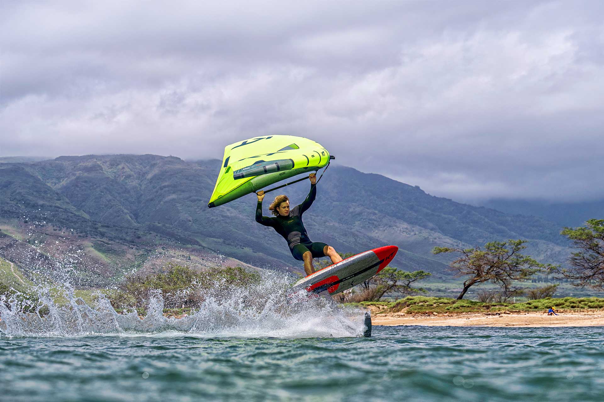 KT Apex Carbon Foil Mast