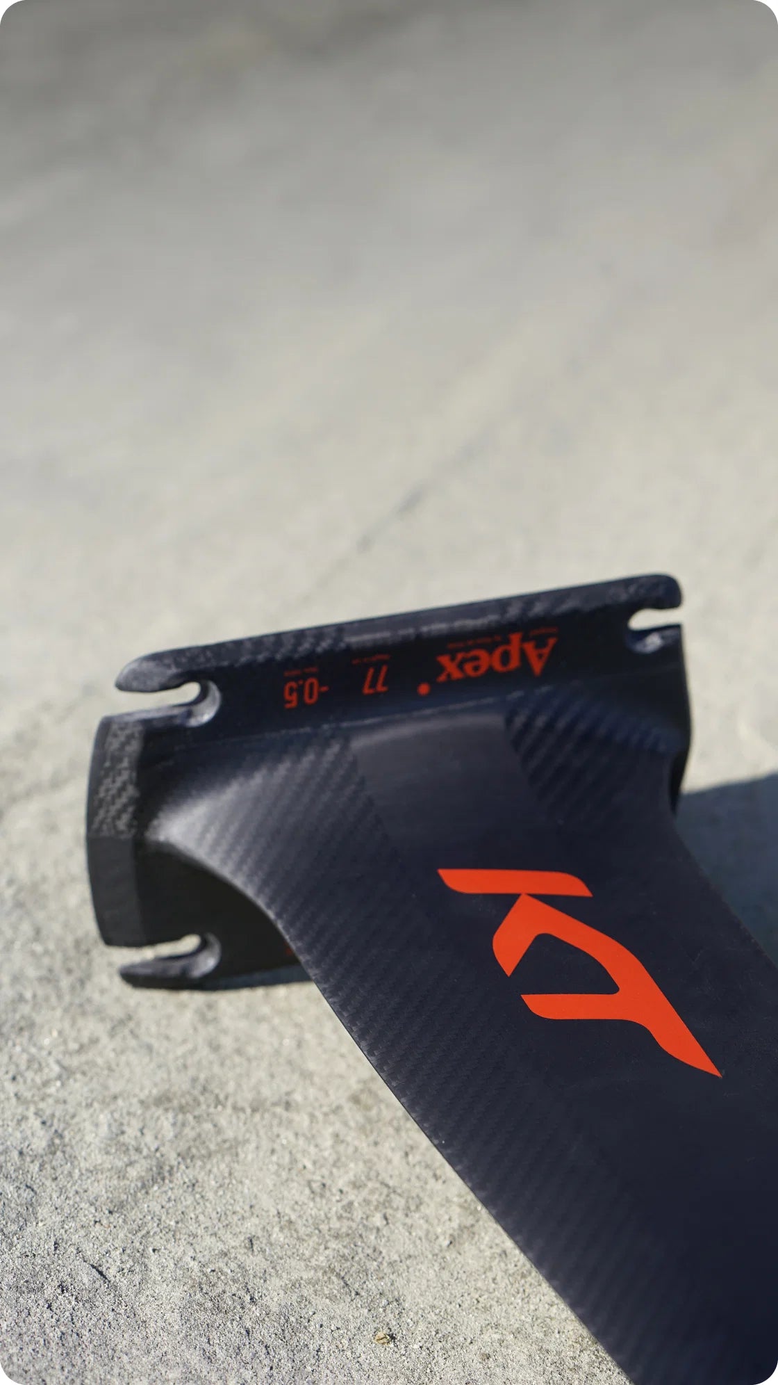 KT Apex Carbon Foil Mast