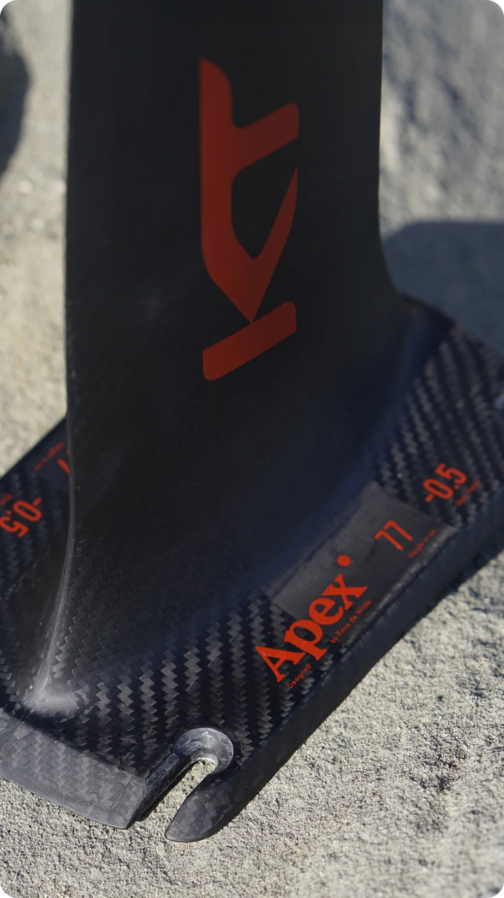 KT Apex Carbon Foil Mast