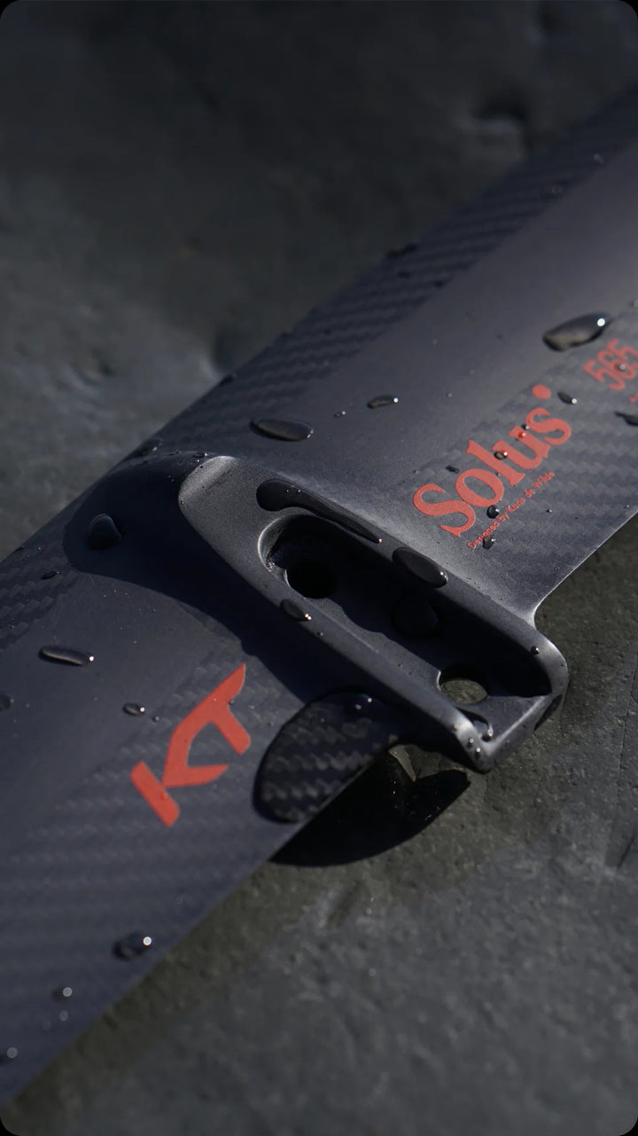 KT Solus Front Wing